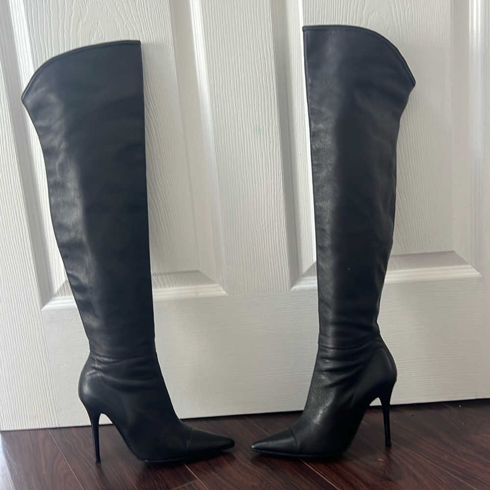 Over the knee leather boots